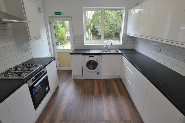 Churchill Road, Walsall, West Midlands, WS2 0AW, photo 1