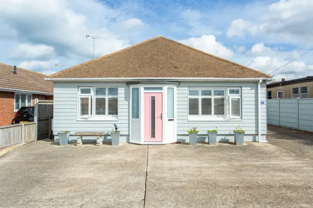 Hampton Pier Avenue, Herne Bay, CT6, photo 1