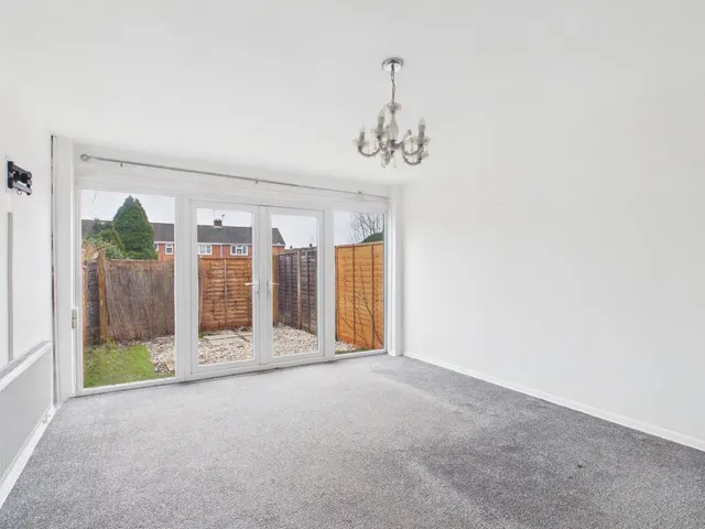 Aylestone Lane, Wigston, LE18, photo 3