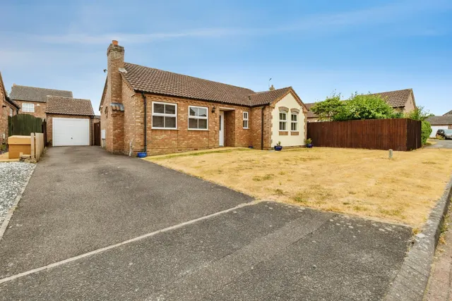 Lawson Court, Dunholme, Lincoln, photo 1