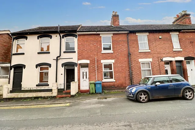 Albert Terrace, Stafford, photo 1