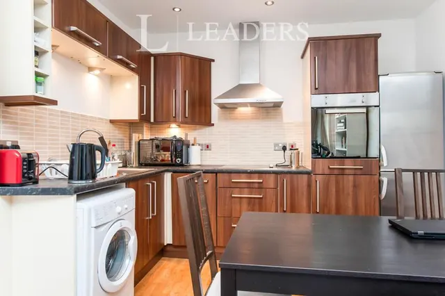 Montpellier Terrace, Cheltenham, GL50, photo 3