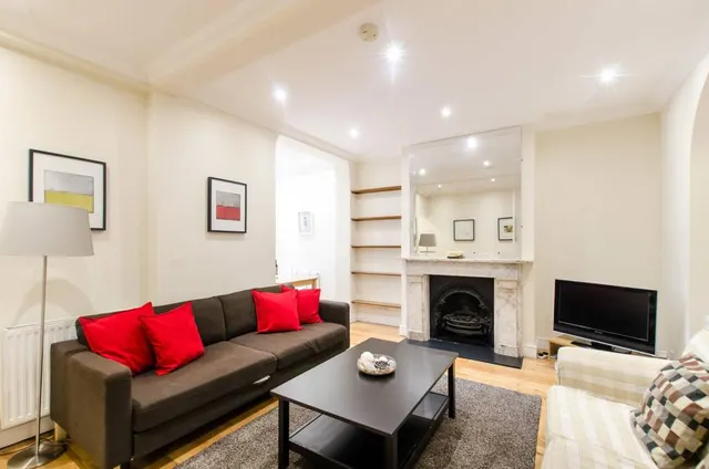 Gloucester Street, London, SW1V, photo 2