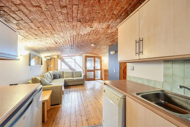 Portland Street, Clifton, BS8, photo 2