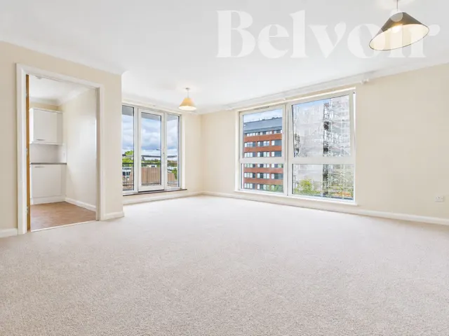 Crown Heights, Alencon Link, Basingstoke, RG21, photo 1
