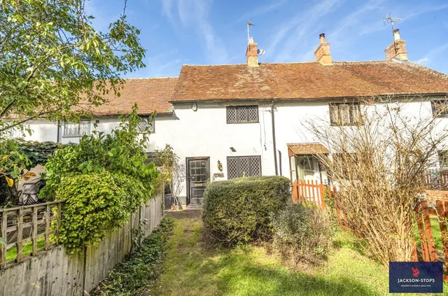 High Street, Tingrith, MK17, photo 1