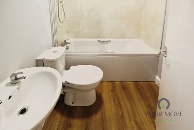 Barnsley Road, Thorpe Hesley, S61, photo 3