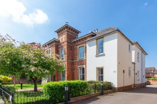 St Leonards House, Banbury, OX16, photo 1