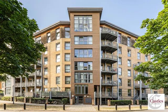 Harry Zeital Way, E5, photo 1