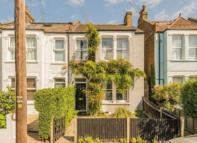 Effra Road, Wimbledon, SW19, photo 1