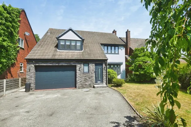Lichfield Road, Tamworth, photo 1