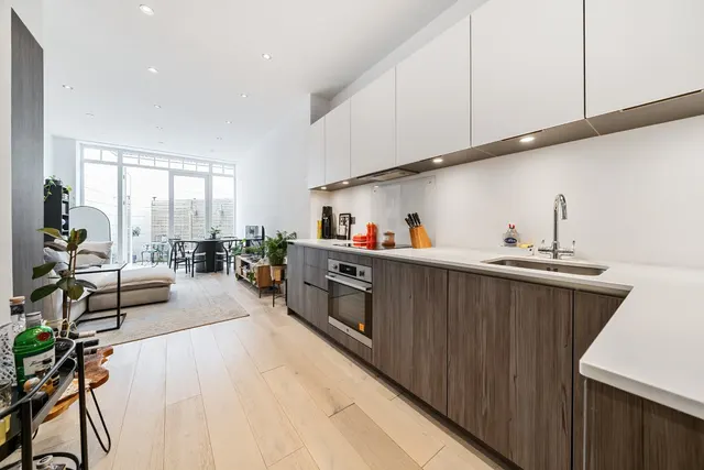 Ambleside Avenue, Streatham, SW16, photo 1