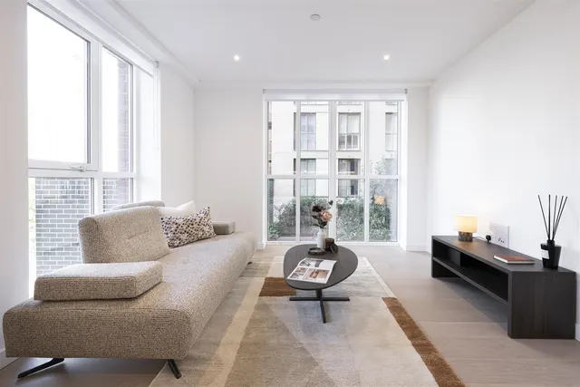 Fulton Road, Wembley, HA9, photo 1