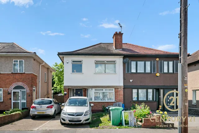 Frogmore Avenue, UB4, photo 1