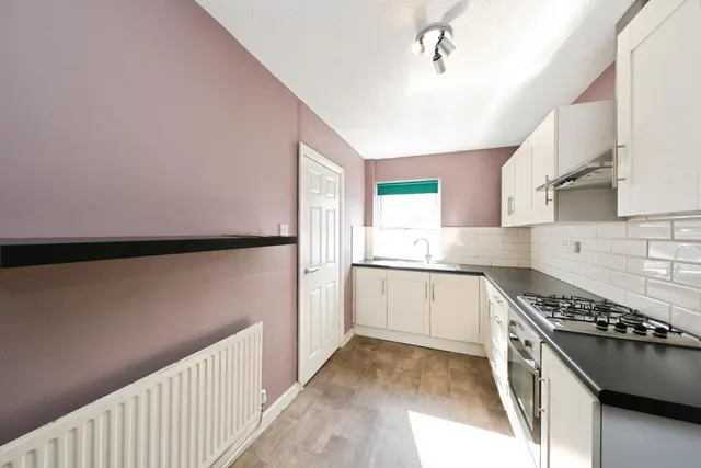 Nelper Crescent, Ilkeston, DE7, photo 2