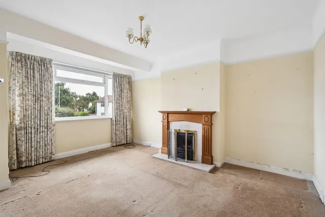 Photo 2 — 15b Fairview Drive, Watford, Watford, WD17 4ST