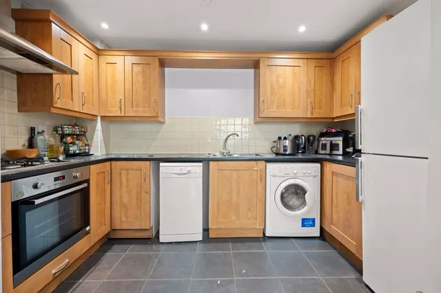 Photo 3 — William Perkins Court 1089 Greenford Road, Greenford