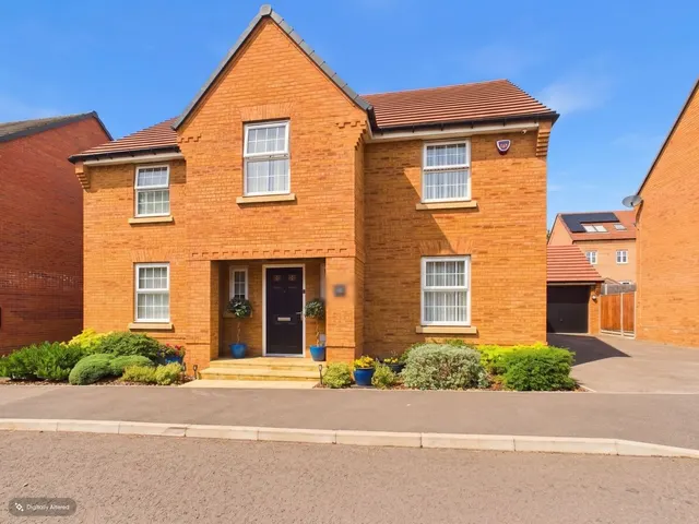 Kefford Drive, Moulton, NN3, photo 1