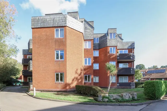 Allenview Road, Wimborne, BH21, photo 1