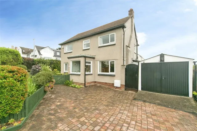 Hawes Drive, Deganwy, LL31, photo 1