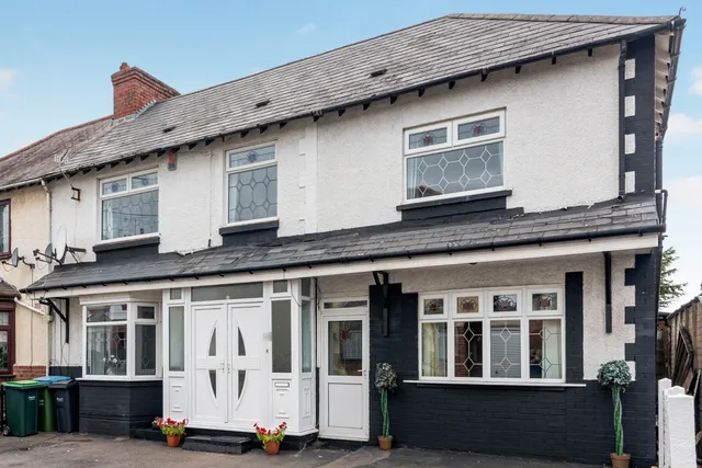 Pool Lane, Oldbury, B69, photo 1