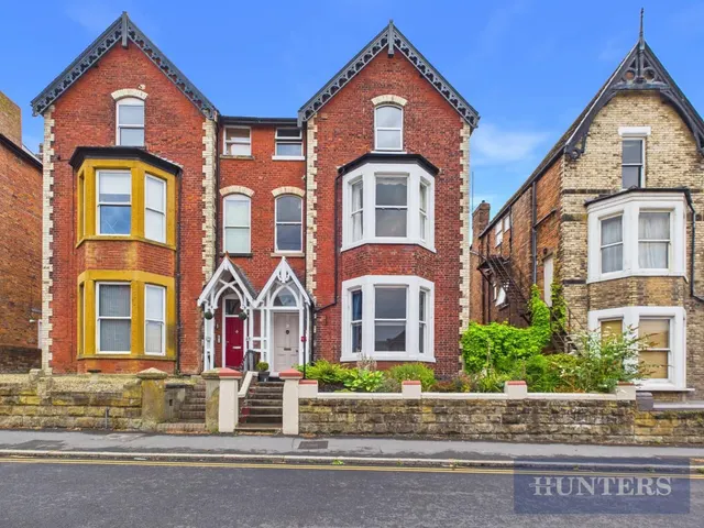 West Street, Scarborough, YO11, photo 1