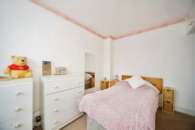 Photo 3 — Stevenage Road, East Ham, London, E6