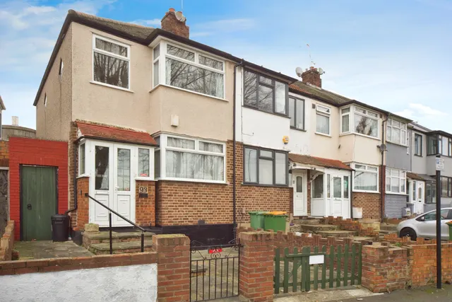 Stevenage Road, East Ham, London, E6, photo 1