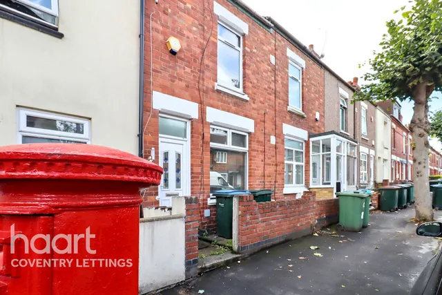 Hollis Road, CV3, photo 1