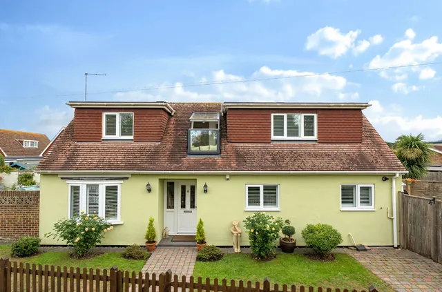 Little Paddocks, Ferring, BN12, photo 1