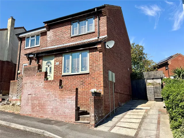 Ayrshire Close, Salisbury, SP2, photo 1