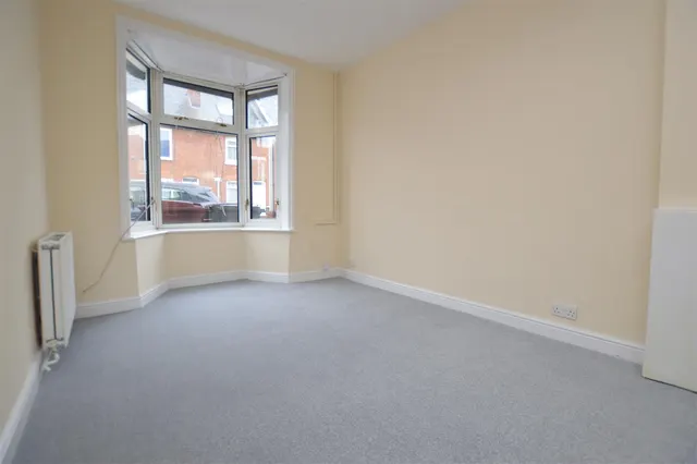 Cardiff Road, Reading, RG1, photo 3