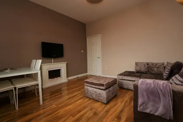 Main Street, Bellshill, ML4, photo 2