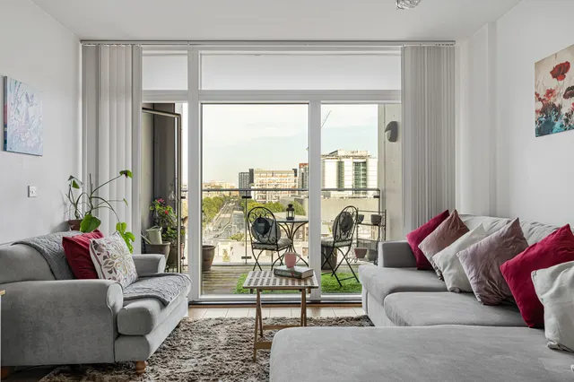 Pomfret Place, London, E14, photo 1