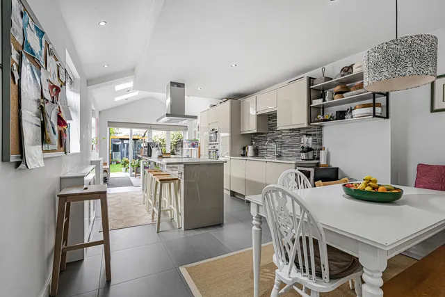 Hogshill Lane, Cobham, KT11, photo 3