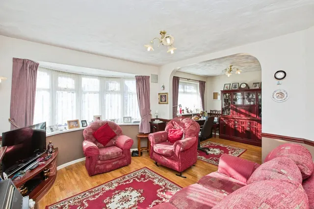 Yew Tree Road, Newhall, DE11, photo 2