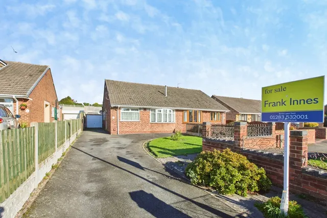 Yew Tree Road, Newhall, DE11, photo 1