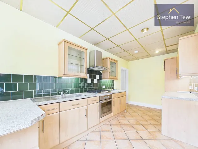 Squires Gate Lane, Blackpool, FY4, photo 3