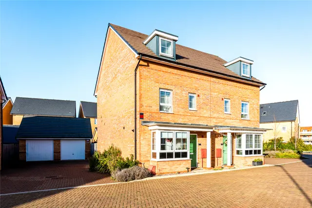 Bulwark Way, Brooklands, MK10, photo 1