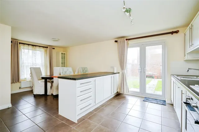 Photo 2 — Kempton Close, Bicester, Oxfordshire, OX26