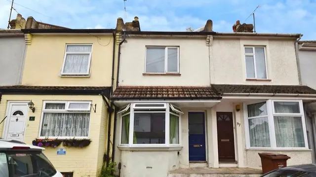 Charter Street, Gillingham, Kent, ME7, photo 1