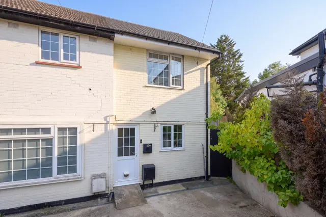 Barnet, EN5, photo 1