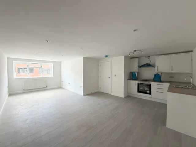 Walker Avenue, MK12, photo 1