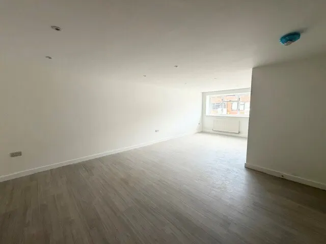 Walker Avenue, MK12, photo 3