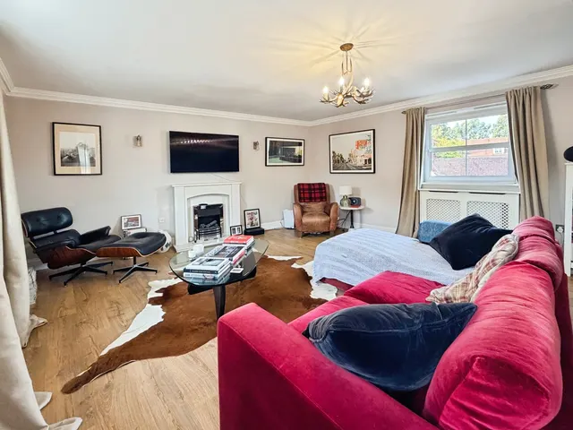 Chertsey Street, Fleet, GU51, photo 2