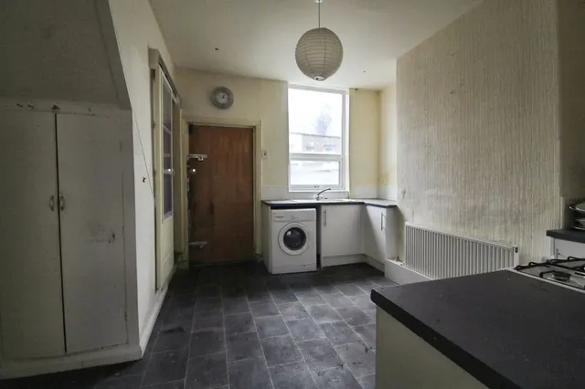 Cleveland Street, Colne, BB8, photo 2