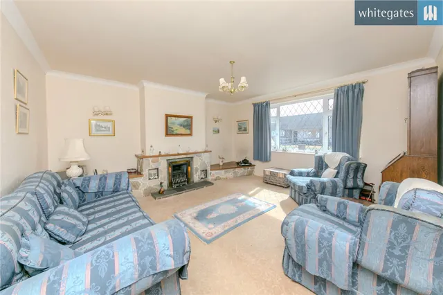Main Road, Shavington, CW2, photo 2