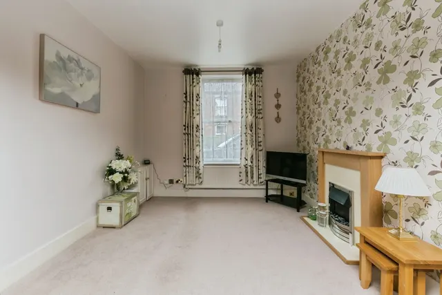 Photo 2 — Brook Street, MACCLESFIELD, Cheshire, SK11