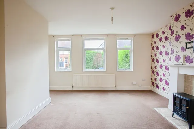 Photo 3 — Oaks Fold Road, Sheffield, South Yorkshire, S5