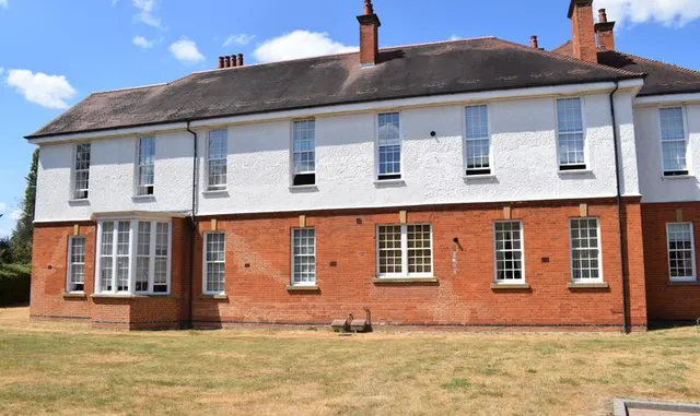 Grove Close, Crossness House Grove Close, KT19, photo 1